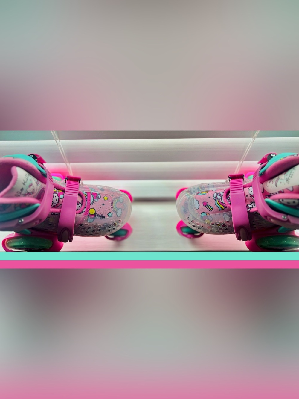 🎀 Hello Kitty 🎀 Pink & Teal Kids Adjustable Roller Skates - Picture 10 of 14